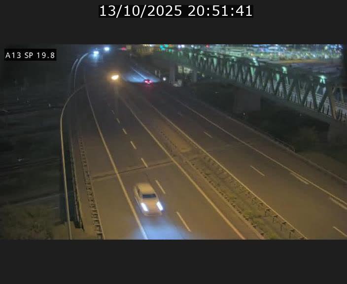 Traffic live webcam Luxembourg Croix de Bettembourg - A13 direction Esch-sur-Alzette - BK 19.8