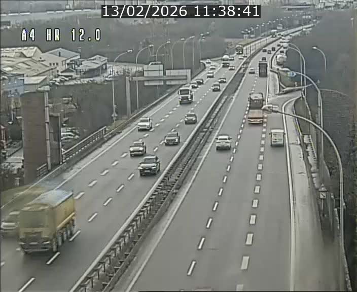 Traffic live webcam Luxembourg Jonction Foetz - A4 - BK 12.0 - direction Esch sur Alzette