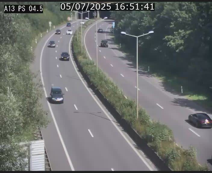 Traffic live webcam Luxembourg Differdange - A13 direction Esch-sur-Alzette - BK 4.5