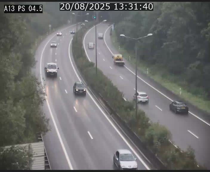 Traffic live webcam Luxembourg Differdange - A13 direction Esch-sur-Alzette - BK 4.5