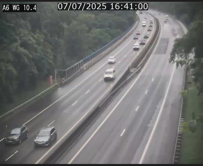 Traffic live webcam Luxembourg Mamer - A6 - BK 10.4 - direction Luxembourg/France/Allemagne