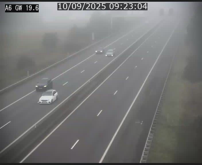 Traffic live webcam Luxembourg - Steinfort - A6 - BK 19.6 - direction Belgique