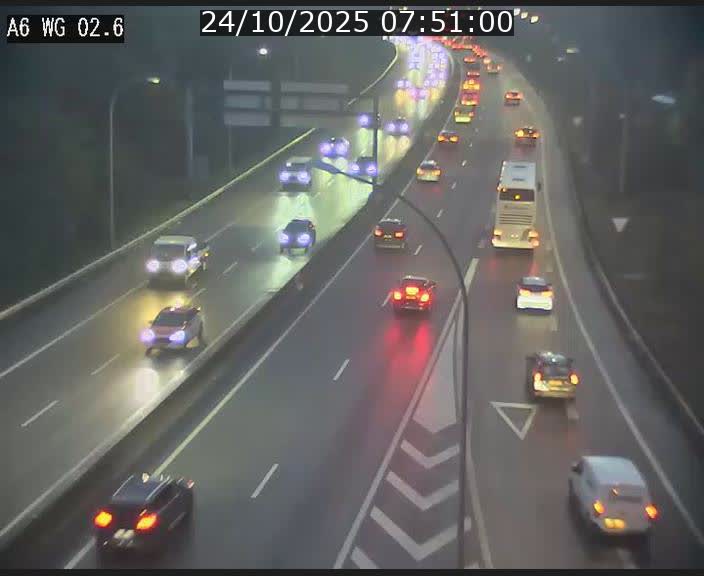 Traffic live webcam Luxembourg Croix de Cessange - A6 - BK 2.6 - direction France/Allemagne