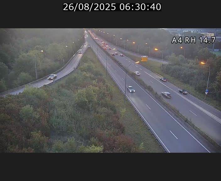 Traffic live webcam Luxembourg Jonction Lankelz - A4 - BK 14.7 - direction Luxembourg