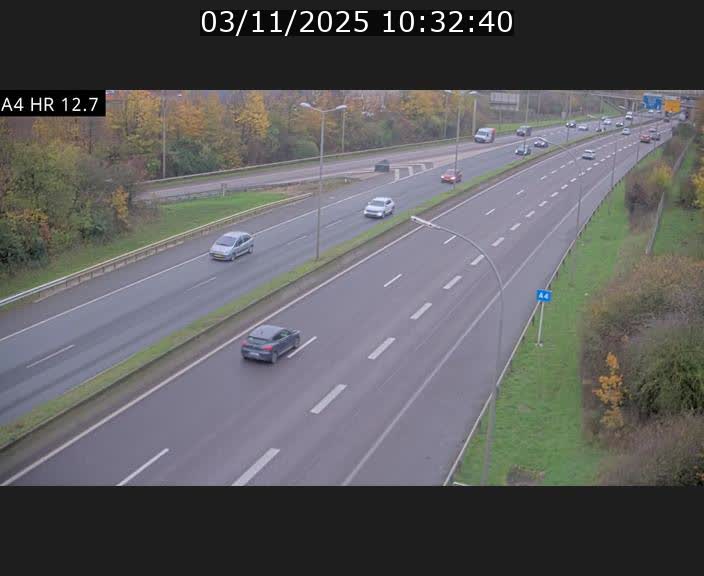 Traffic live webcam Luxembourg Esch sur Alzette - A4 - BK 12.7 - direction Esch-Belval
