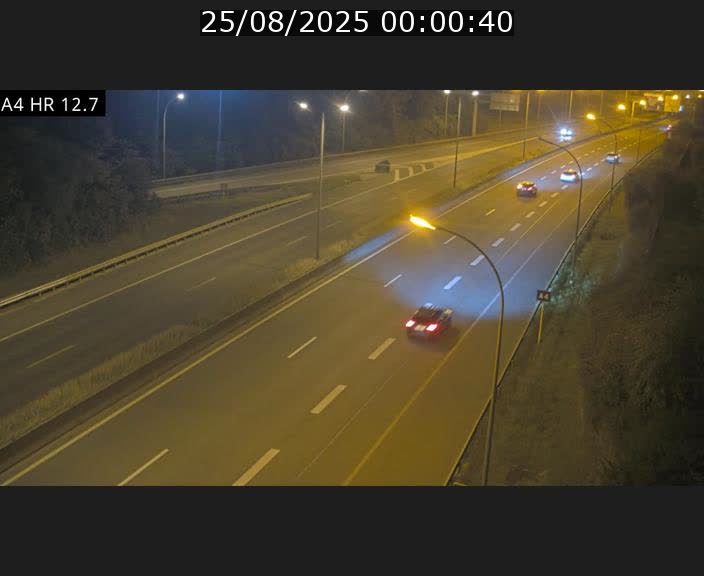 Traffic live webcam Luxembourg Esch sur Alzette - A4 - BK 12.7 - direction Esch-Belval