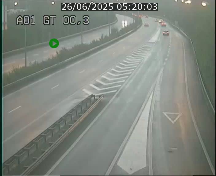 Traffic live webcam Luxembourg Croix de Gasperich - A1 direction Kirchberg - BK 0.3