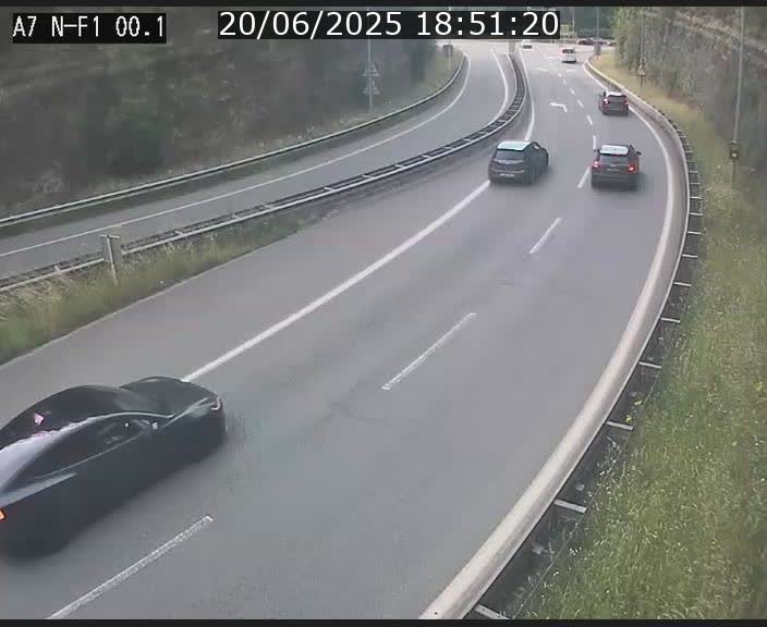 Webcam autoroute Luxembourg A7 située dans la sortie 1 Waldhof, vers la N11, avant le Tunnel Stafelter