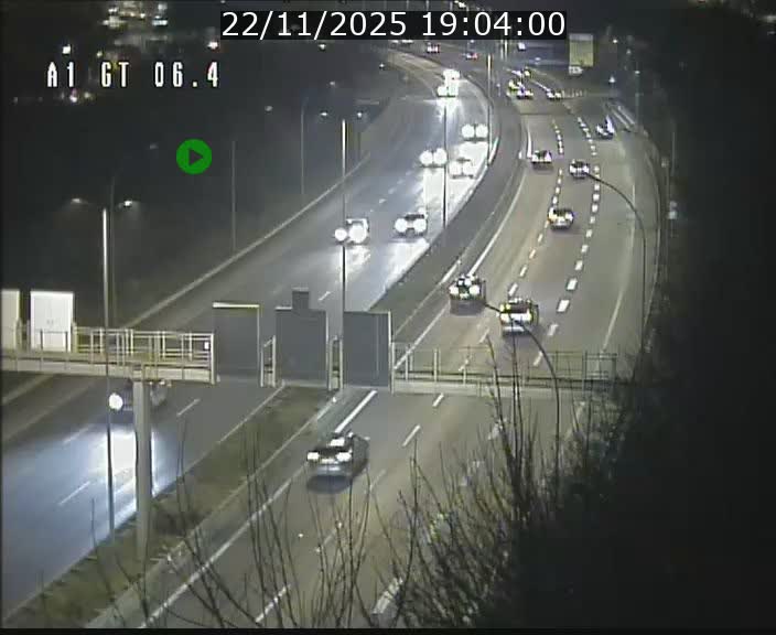 Traffic live webcam Luxembourg Hamm - A1 direction Sandweiler - BK 6.4