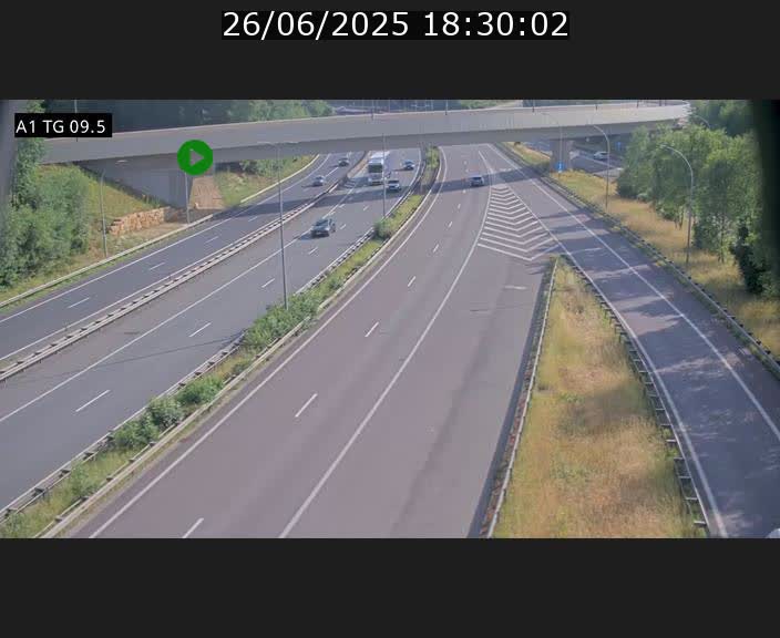 Traffic live webcam Luxembourg Jonction Grünewald - A1 direction Luxembourg-ville - BK 9.5