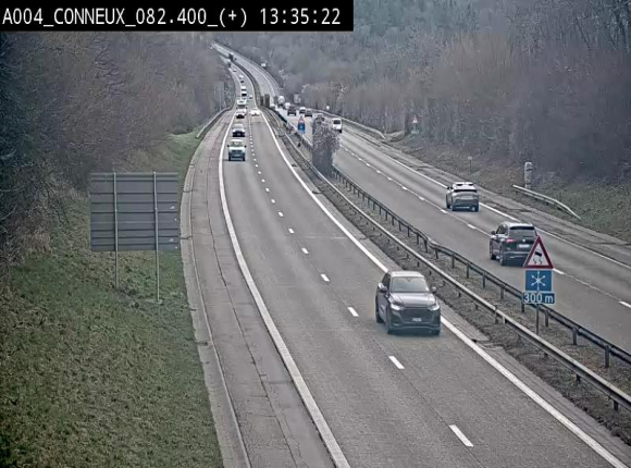 Webcam à hauteur de Conneux sur l'E411 en direction du sud de la Belgique
