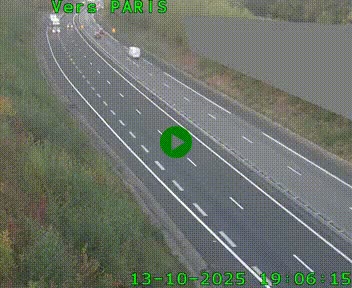 Caméra routière sur l'autoroute A20 à Saint-Pardoux-l'Ortigier, à la jonction avec l'A89. Vue orientée vers Paris