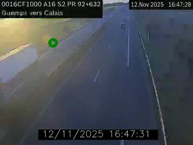 Webcam A16 juste après l'aire de repos d'Offekerque à Guemps. Vue orientée vers Calais