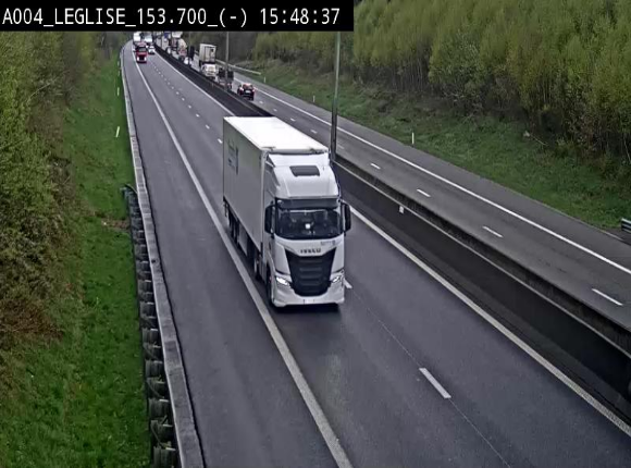 Webcam autoroute A4 (E411-E25) à Léglise, avant la jonction avec la N40. Vue orientée vers Bruxelles
