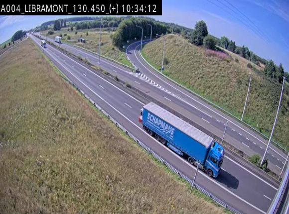 Webcam à Libramont sur l'E411 à la jonction avec la N89 menant vers Bouillon et la France. Vue orientée vers Arlon