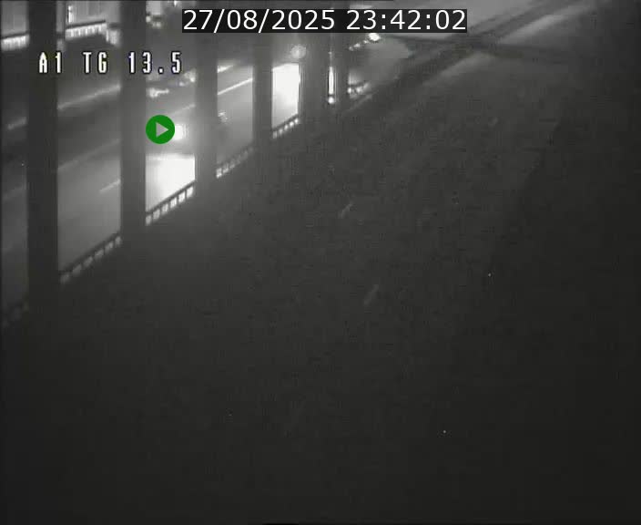 Traffic live webcam Luxembourg Senningen - A1 direction Luxembourg - BK 13.5