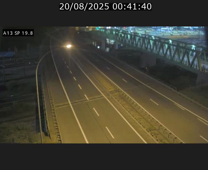 Traffic live webcam Luxembourg Croix de Bettembourg - A13 direction Esch-sur-Alzette - BK 19.8