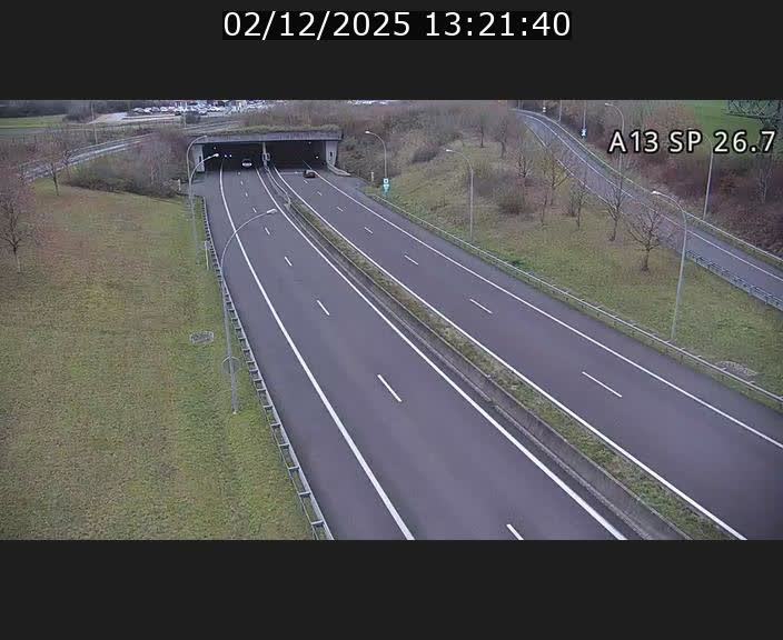 Traffic live webcam Luxembourg Frisange - A13 direction Luxembourg-ville - BK 26.7