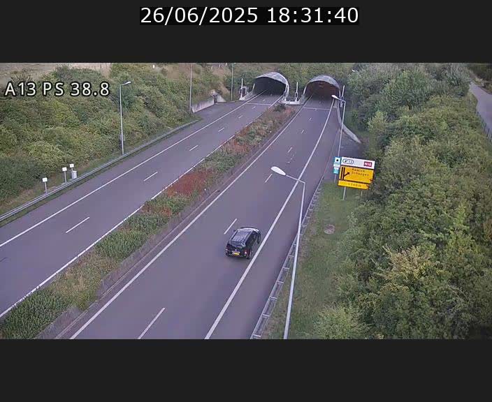 Webcam autoroute A13 à l'entrée ouest du tunnel Markusbierg à Schengen. Vue orientée vers Mondorf-les-Bains