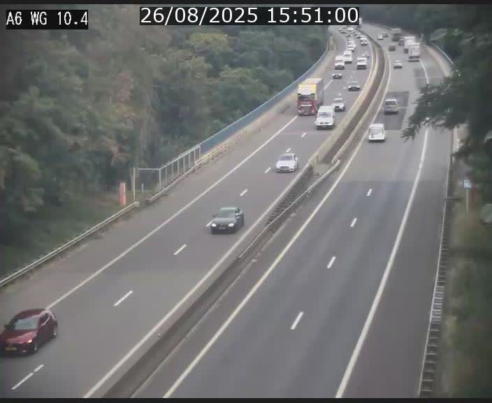 Traffic live webcam Luxembourg Mamer - A6 - BK 10.4 - direction Luxembourg/France/Allemagne