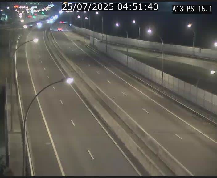 Traffic live webcam Luxembourg Dudelange - A13 direction Croix de Bettembourg - BK 18.1