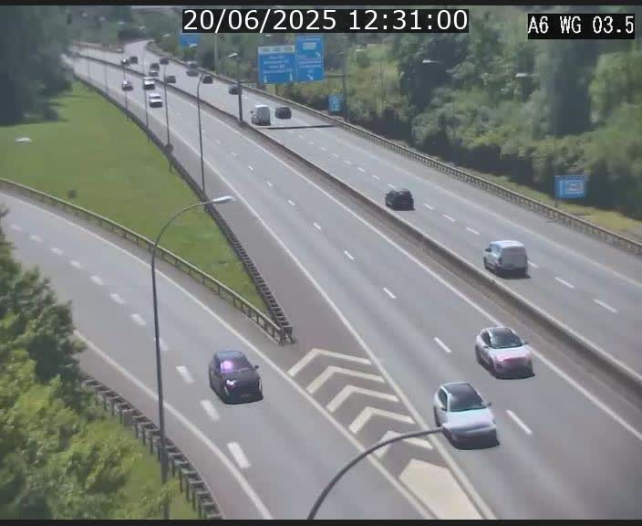 Traffic live webcam Luxembourg - Croix de Cessange - A6 - BK 3.5 - direction France/Allemagne