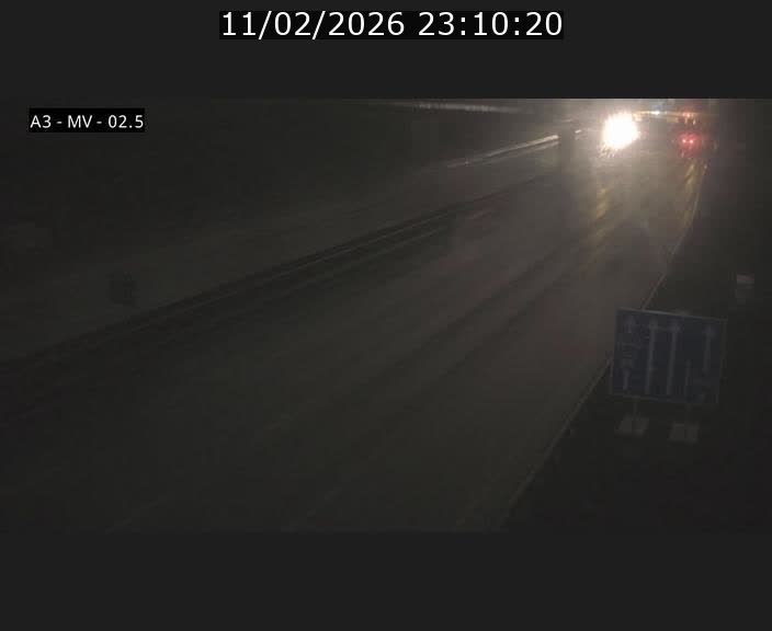 Webcam autoroute A3 au Luxembourg à proximité de la Croix de Gasperich. Vue orientée vers Luxembourg