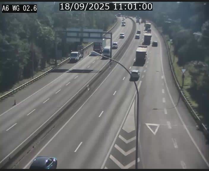 Traffic live webcam Luxembourg Croix de Cessange - A6 - BK 2.6 - direction France/Allemagne