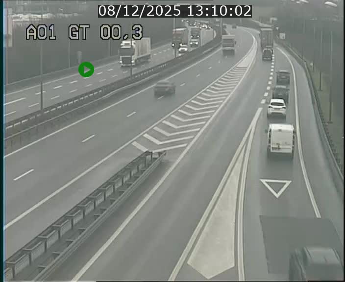 Traffic live webcam Luxembourg Croix de Gasperich - A1 direction Kirchberg - BK 0.3