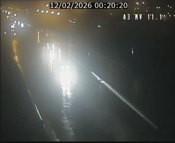 Traffic live webcam Luxembourg Croix de Bettembourg A3 - BK 11.1 - direction Luxembourg-ville
