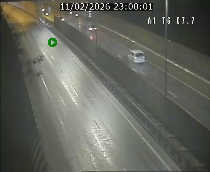 Traffic live webcam Luxembourg Kirchberg - A1 direction Luxembourg-ville - BK 7.7