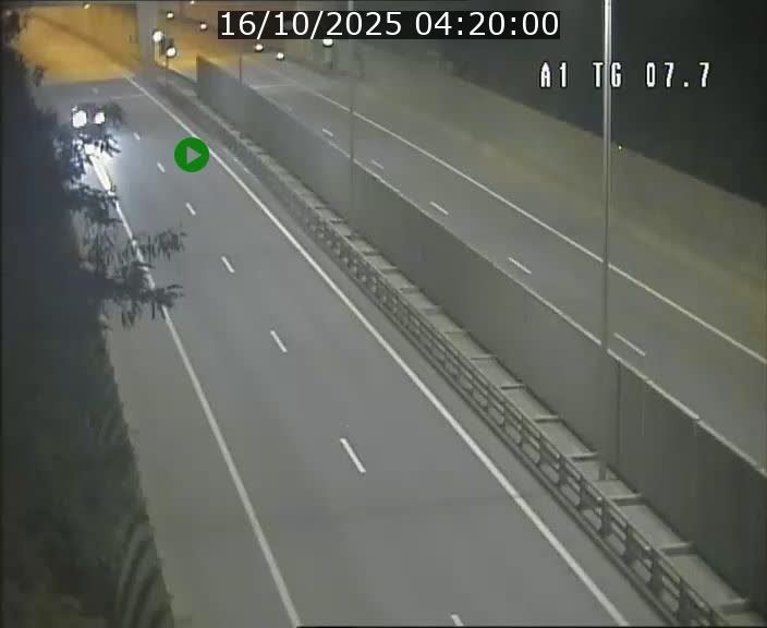 Traffic live webcam Luxembourg Kirchberg - A1 direction Luxembourg-ville - BK 7.7