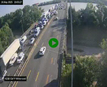 Webcam sur le périphérique de Bordeaux à l'est de la ville. Caméra située sur le Pont Mitterand sur la N230