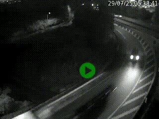 Caméra autoroute à la jonction entre l'A7 et la D301 (Boulevard urbain Sud de Lyon) à Feyzin, au sud de Lyon. Vue orientée vers Mions