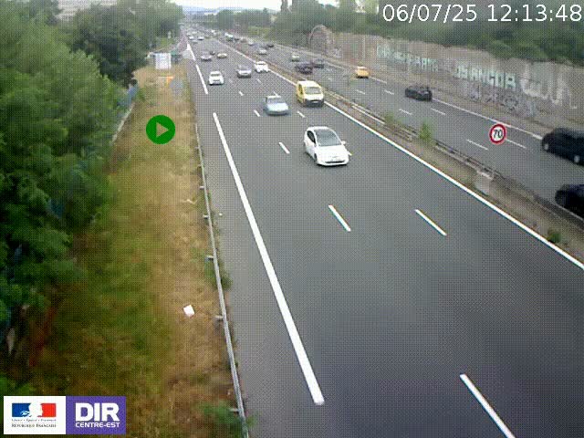 Webcam à Bron sur l'A43 à la jonction avec le boulevard périphérique de Lyon (D383). Vue orientée vers Lyon