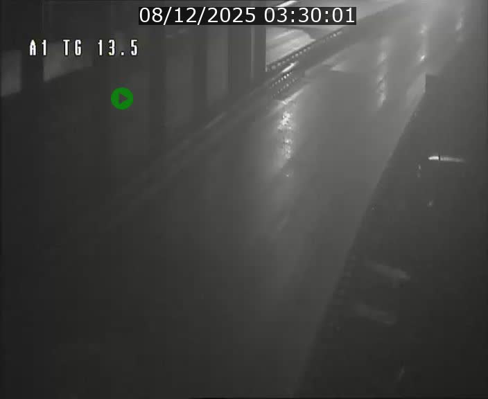 Traffic live webcam Luxembourg Senningen - A1 direction Luxembourg - BK 13.5