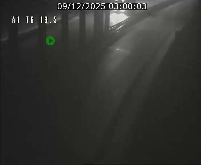 Traffic live webcam Luxembourg Senningen - A1 direction Luxembourg - BK 13.5