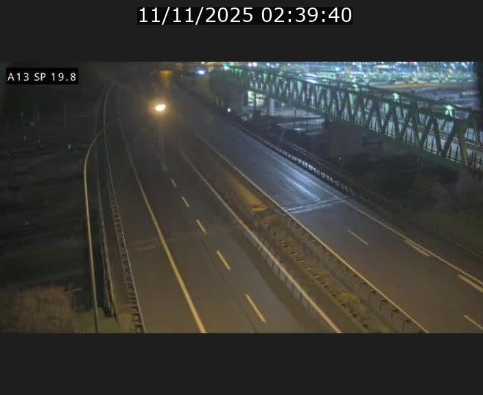 Traffic live webcam Luxembourg Croix de Bettembourg - A13 direction Esch-sur-Alzette - BK 19.8