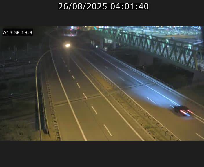 Traffic live webcam Luxembourg Croix de Bettembourg - A13 direction Esch-sur-Alzette - BK 19.8