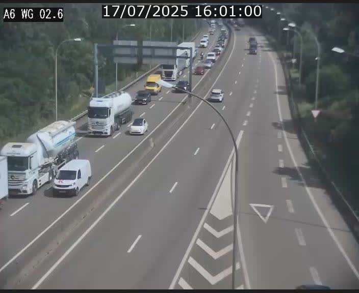 Traffic live webcam Luxembourg Croix de Cessange - A6 - BK 2.6 - direction France/Allemagne