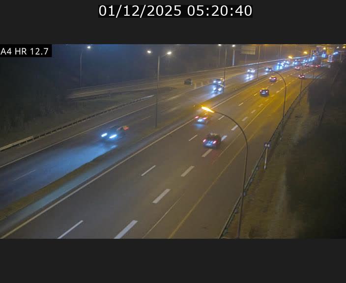 Traffic live webcam Luxembourg Esch sur Alzette - A4 - BK 12.7 - direction Esch-Belval