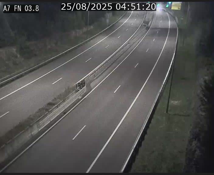 Caméra autoroute Luxembourg A7 - Passage à gibier Rëngelbour - direction Tunnel Stafelter