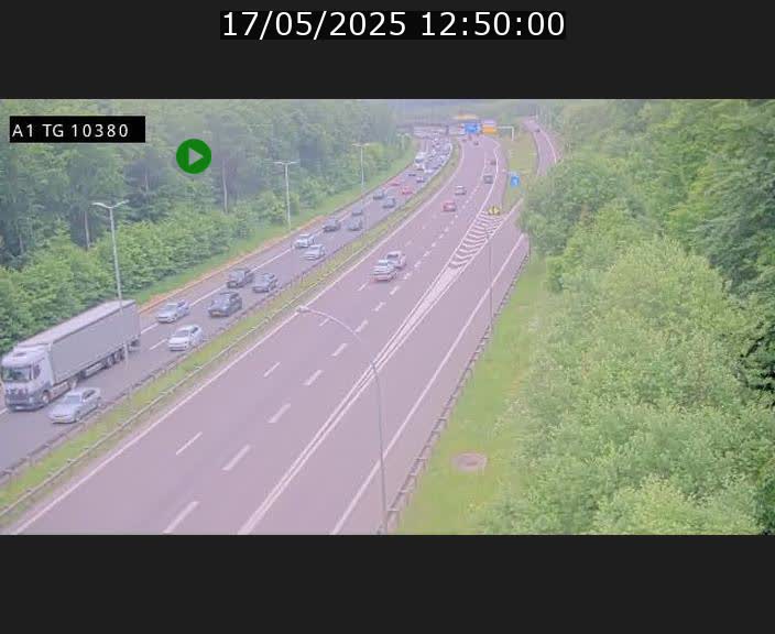 Traffic live webcam Luxembourg Senningerberg - A1 direction Luxembourg Kirchberg - BK 10.3