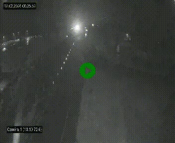 Vue en direct de l'autoroute A10 grâce à un drône situé au-dessus du péage de Virsac