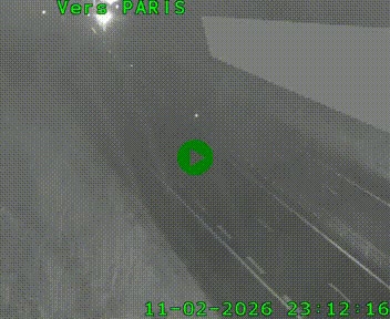 Caméra routière sur l'autoroute A20 à Saint-Pardoux-l'Ortigier, à la jonction avec l'A89. Vue orientée vers Paris