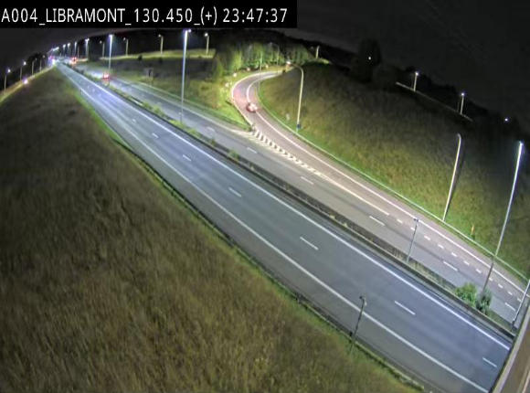 Webcam à Libramont sur l'E411 à la jonction avec la N89 menant vers Bouillon et la France. Vue orientée vers Arlon