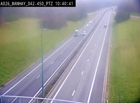 Webcam autoroute A26/E25 à hauteur de Manhay, à la jonction avec la N651 en direction de Liège - BK 42.4