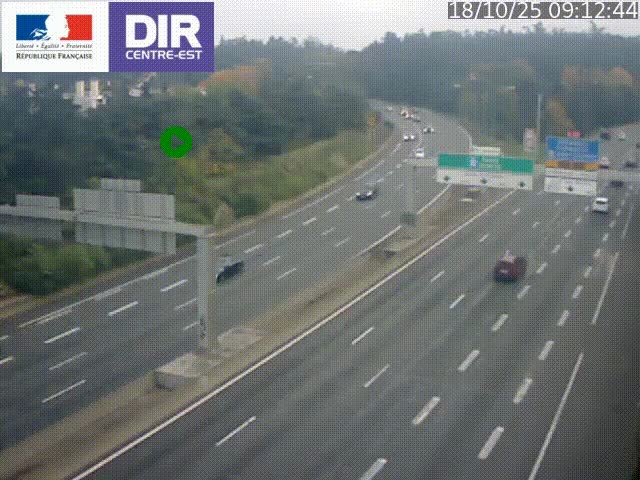 Caméra de circulation routière sur le boulevard périphérique Laurent Bonnevay de Lyon (D383) à hauteur de Bron, avant la jonction avec l'A43. Vue orientée vers l'échangeur