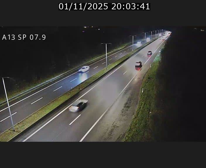 Traffic live webcam Luxembourg Jonction Lankelz - A13 direction Pétange - BK 7.9