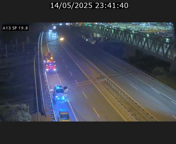 Traffic live webcam Luxembourg Croix de Bettembourg - A13 direction Esch-sur-Alzette - BK 19.8